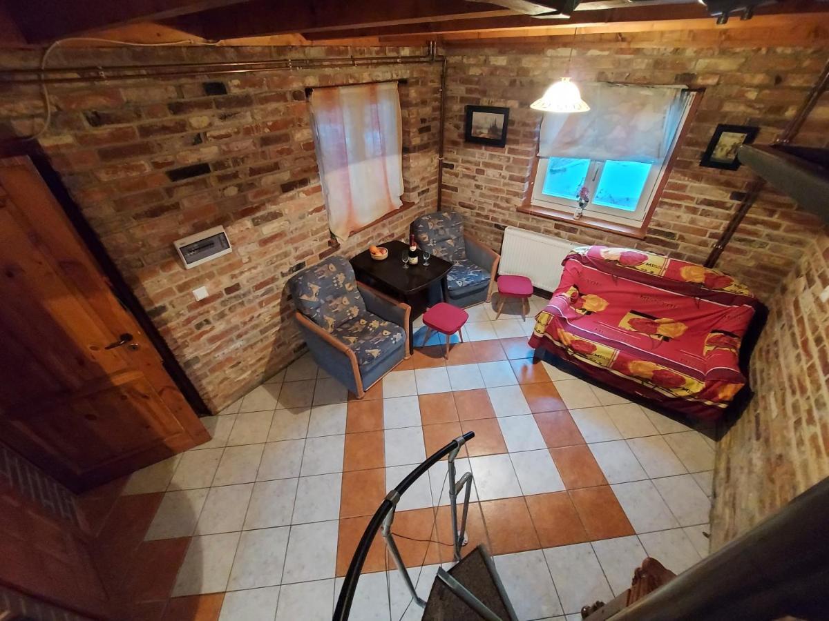 Na Pograniczu Domek W Gorach Lasowka Bagian luar foto