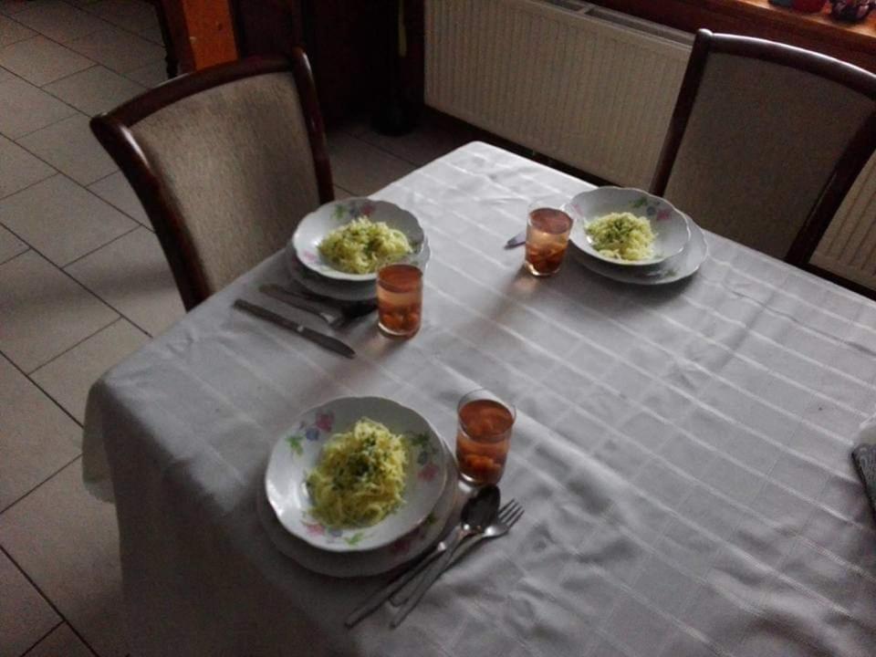 Na Pograniczu Domek W Gorach Lasowka Bagian luar foto